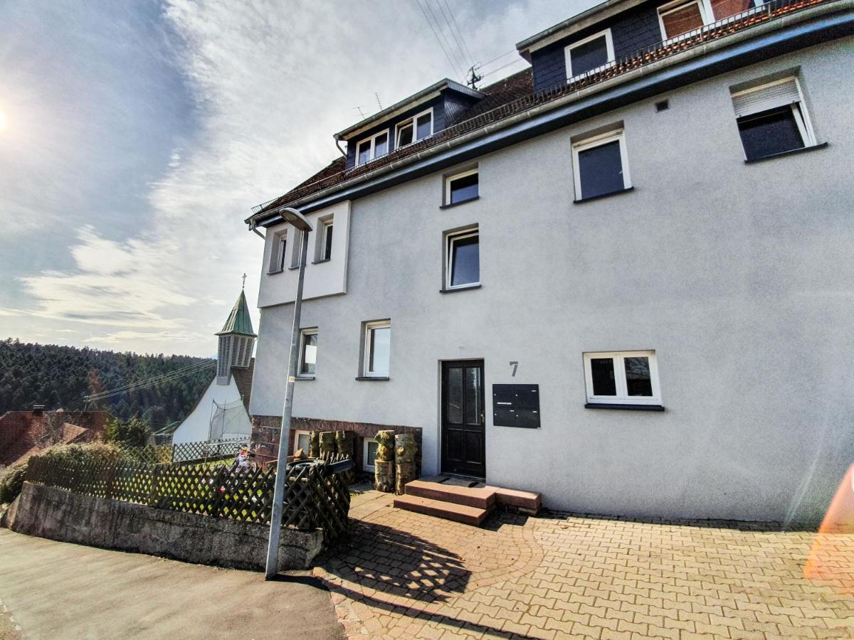Ferienwohnung Schwarzwaldblick Unterreichenbach Exterior photo